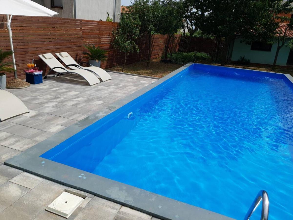 Apartmans Dina And Hana Radeki Polje 50 Διαμέρισμα Loborika Εξωτερικό φωτογραφία