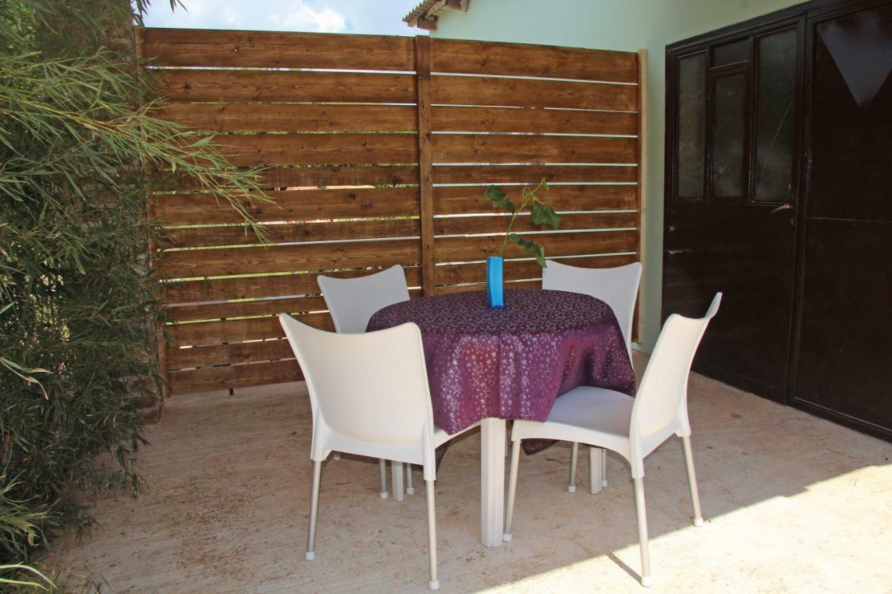 Apartmans Dina And Hana Radeki Polje 50 Διαμέρισμα Loborika Εξωτερικό φωτογραφία