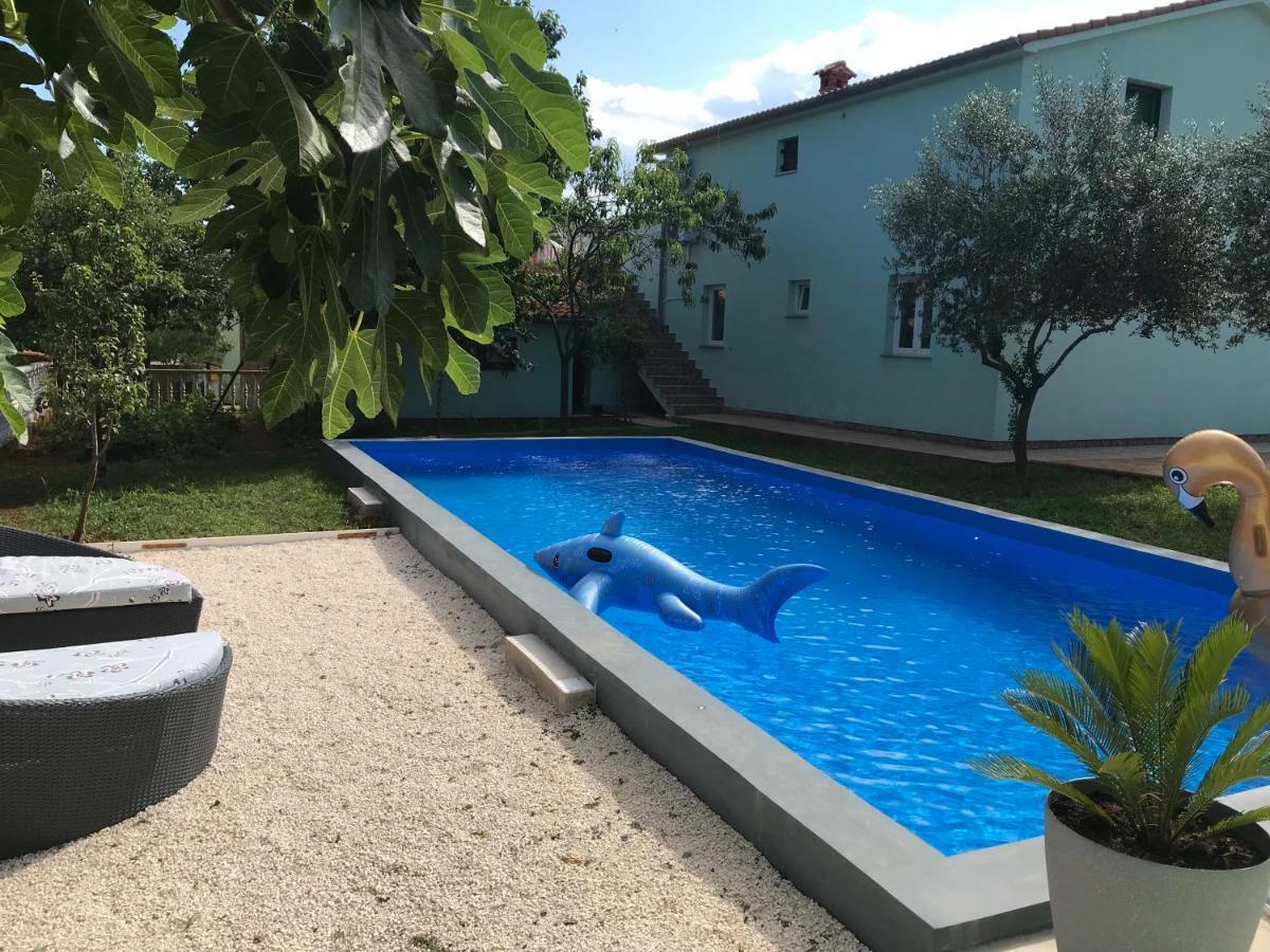Apartmans Dina And Hana Radeki Polje 50 Διαμέρισμα Loborika Εξωτερικό φωτογραφία
