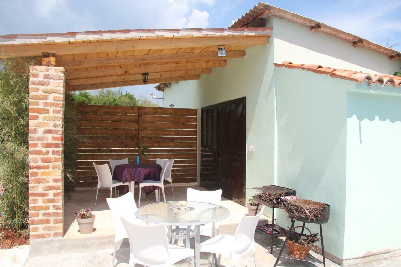 Apartmans Dina And Hana Radeki Polje 50 Διαμέρισμα Loborika Εξωτερικό φωτογραφία